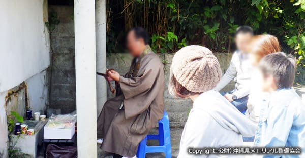 沖縄で個人墓地から霊園へ改葬する流れ